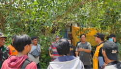 Warga protes aktivitas Galian C di Kanaan, Jalan Pemakaman Kristen Baru, RT 01, Kelurahan Kanaan, Kecamatan Bontang Barat (Foto: Rn)