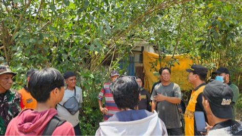 Warga protes aktivitas Galian C di Kanaan, Jalan Pemakaman Kristen Baru, RT 01, Kelurahan Kanaan, Kecamatan Bontang Barat (Foto: Rn)